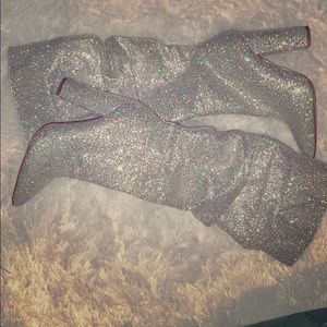 SPARKLED BOOTS